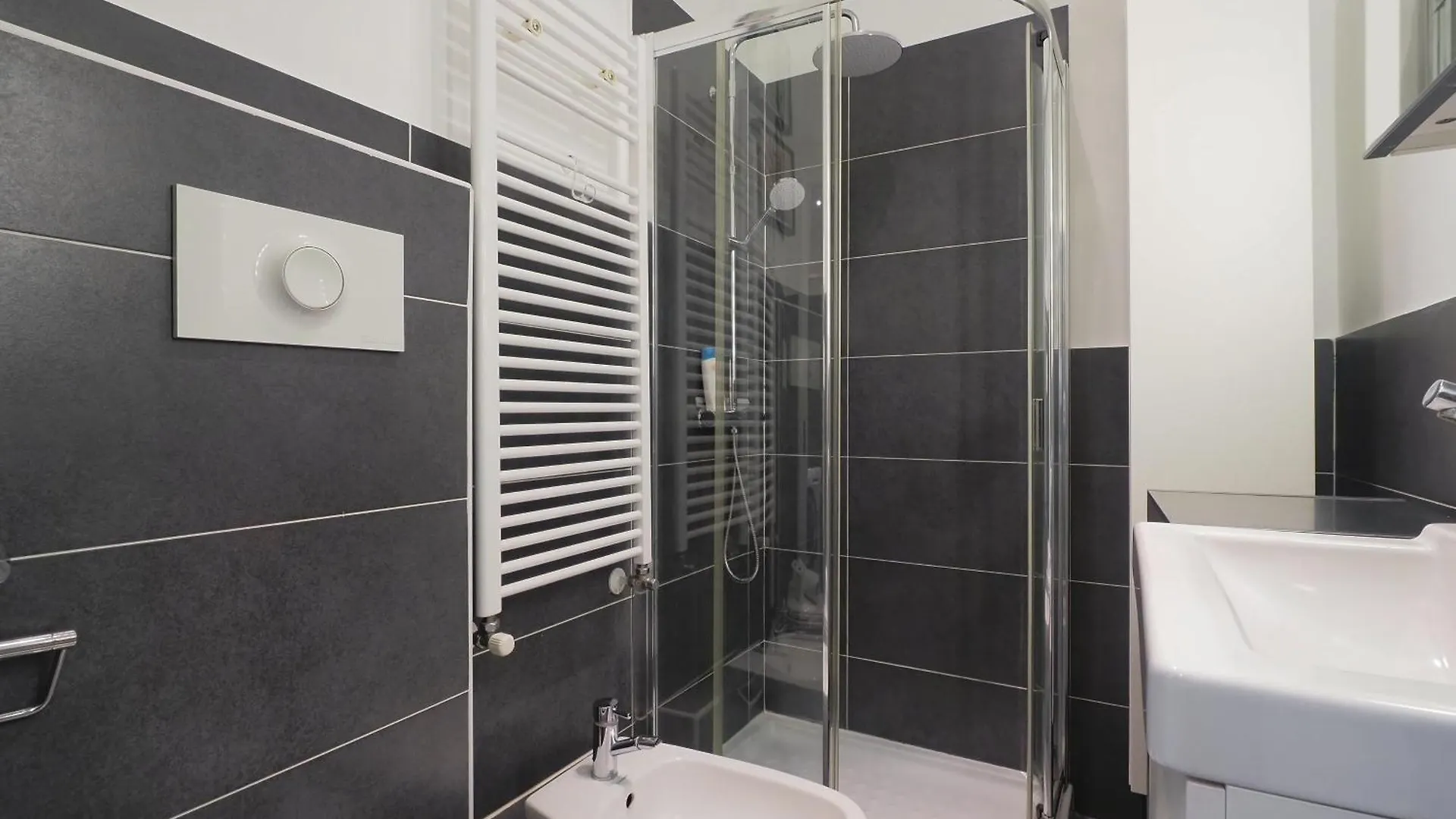 Primopiano - Castaldi Apartment Milan