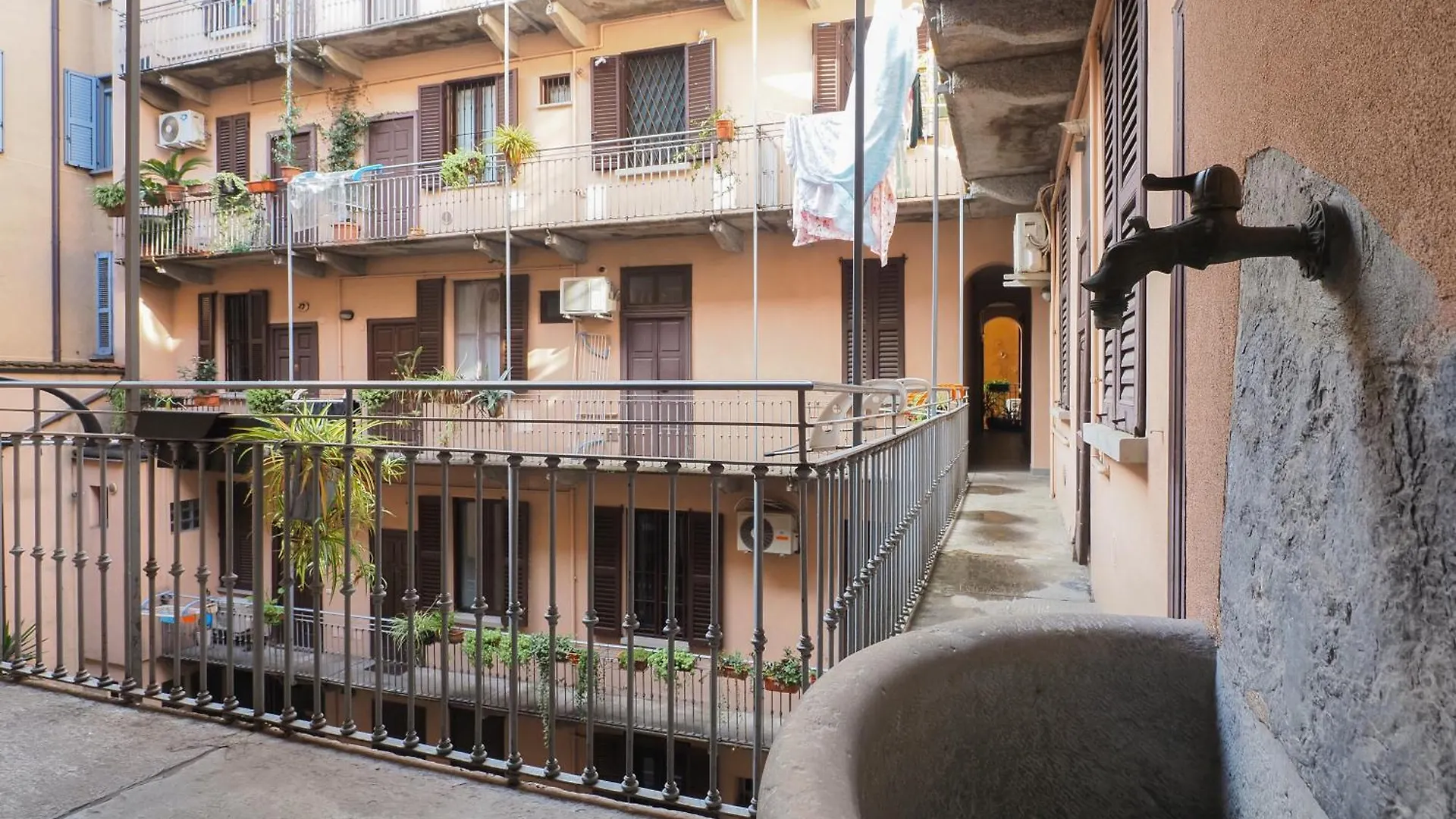 Primopiano - Castaldi Apartment Milan 0*,  Italy